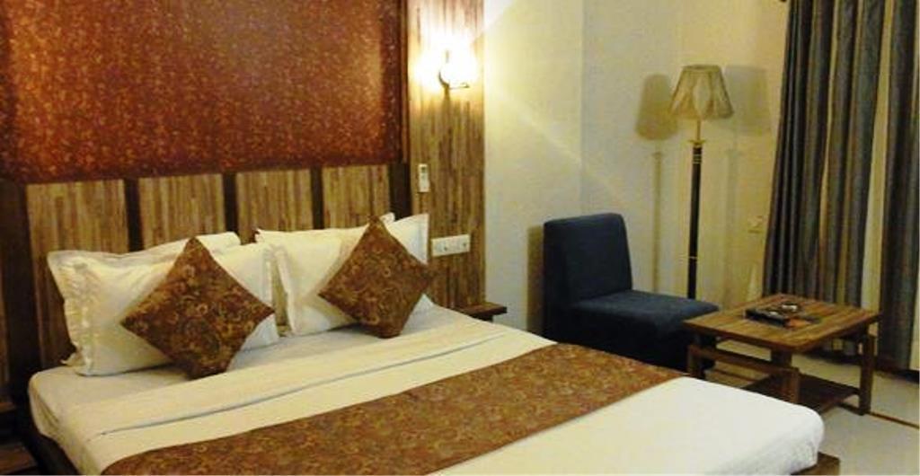 Hotel Eden Ahmedabad Extérieur photo